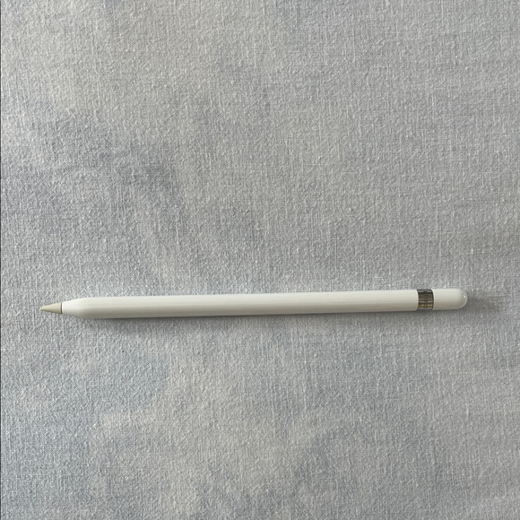 Apple iPad - Picture 3 of 7